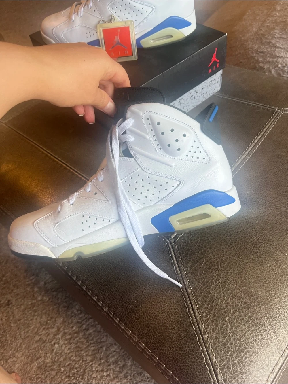 Jordan Men’s White & Blue Retro Basketball Sneakers